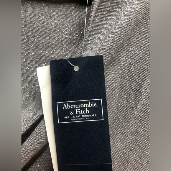 Soft sparkling Abercrombie and Fitch women’s top - Picture 4 of 6